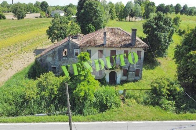 casa indipendente in vendita a Trebaseleghe in zona Silvelle