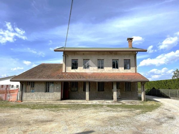 casa indipendente in vendita a Trebaseleghe