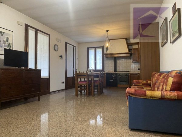 casa indipendente in vendita a Trebaseleghe