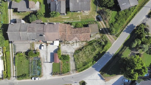 casa indipendente in vendita a Trebaseleghe in zona S.Ambrogio