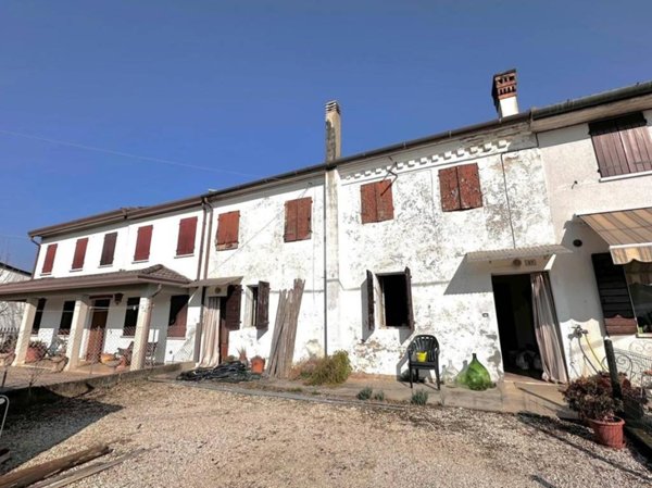 casa indipendente in vendita a Trebaseleghe in zona S.Ambrogio