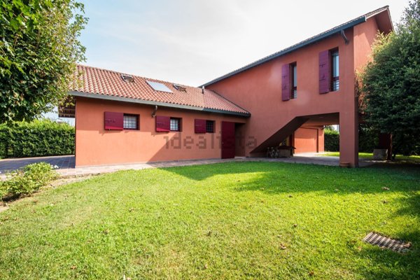 casa indipendente in vendita a Trebaseleghe