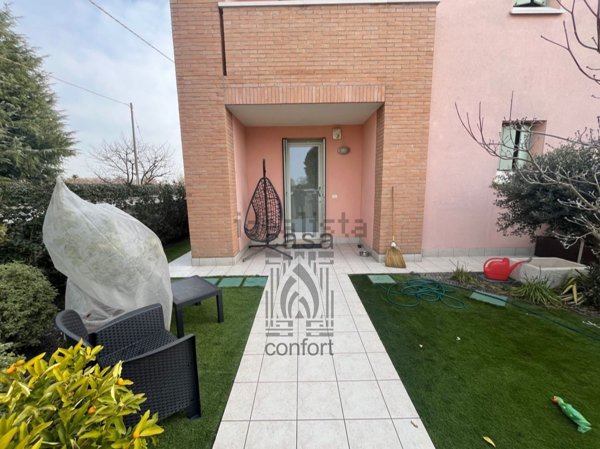 casa semindipendente in vendita a Trebaseleghe