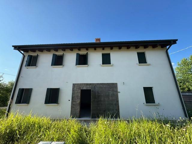 casa indipendente in vendita a Trebaseleghe in zona S.Ambrogio