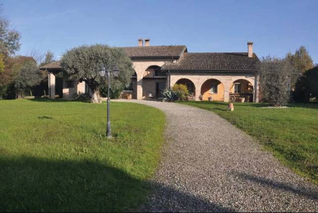 casa indipendente in vendita a Trebaseleghe