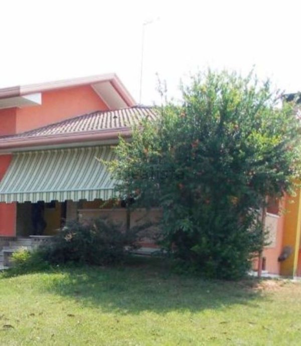 casa indipendente in vendita a Trebaseleghe