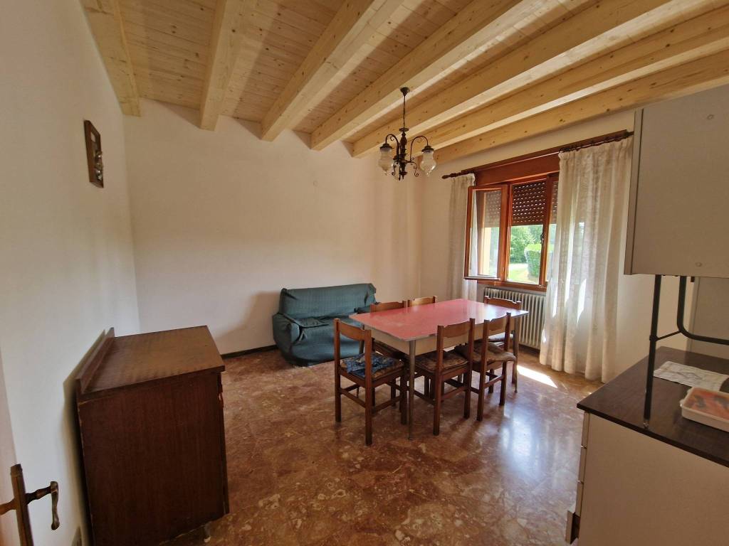 casa indipendente in vendita a Trebaseleghe in zona Silvelle