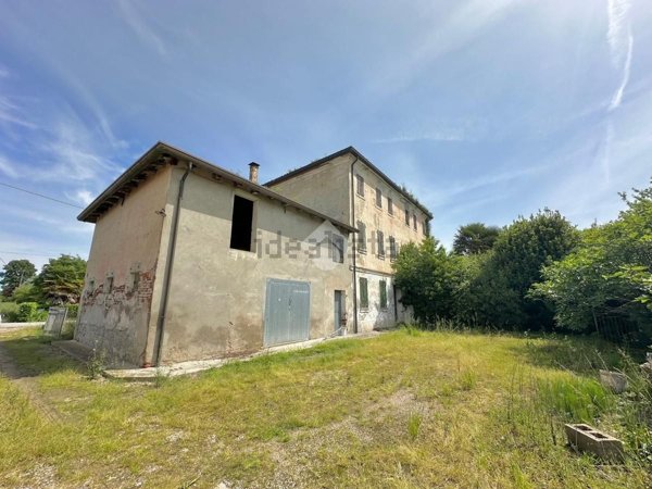 casa indipendente in vendita a Trebaseleghe in zona S.Ambrogio