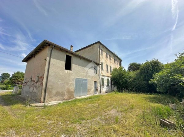 casa indipendente in vendita a Trebaseleghe in zona S.Ambrogio
