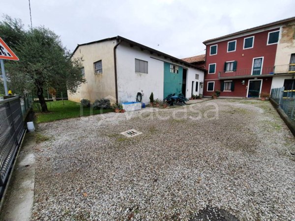 casa indipendente in vendita a Trebaseleghe in zona Silvelle