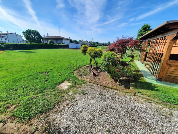 casa indipendente in vendita a Trebaseleghe