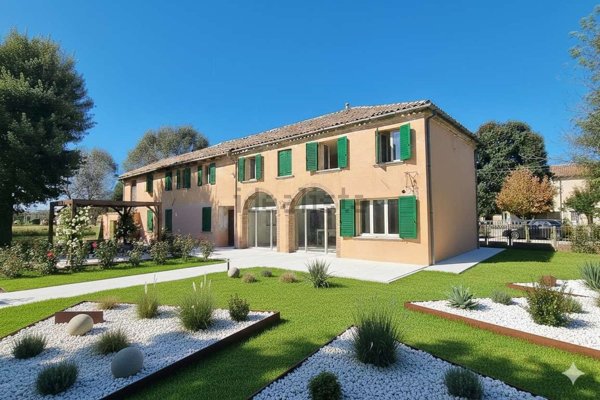 esavano in vendita a Trebaseleghe in zona S.Ambrogio