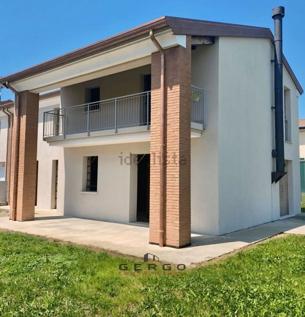 casa indipendente in vendita a Trebaseleghe