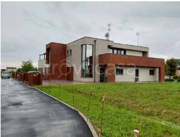 casa indipendente in vendita a Trebaseleghe