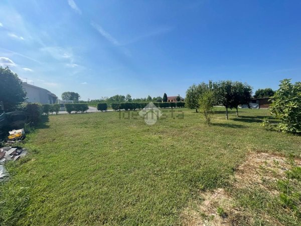 terreno edificabile in vendita a Trebaseleghe