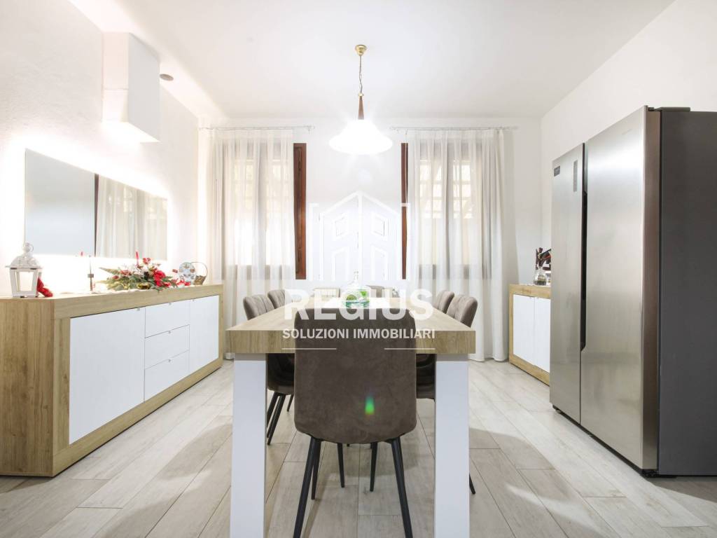 casa indipendente in vendita a Trebaseleghe