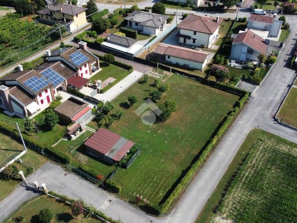 casa indipendente in vendita a Trebaseleghe