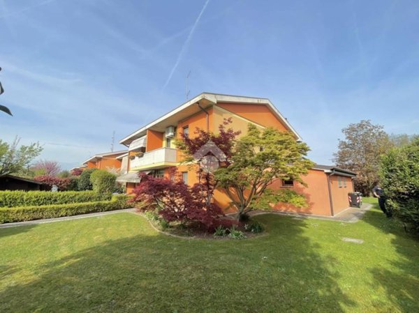 casa indipendente in vendita a Trebaseleghe