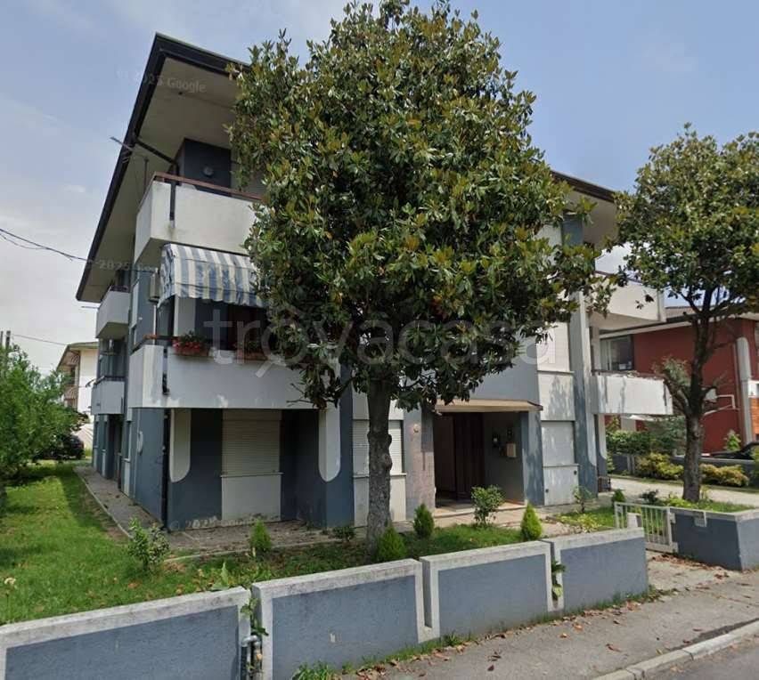 appartamento in vendita a Trebaseleghe in zona S.Ambrogio
