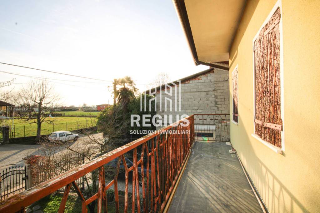 casa indipendente in vendita a Trebaseleghe
