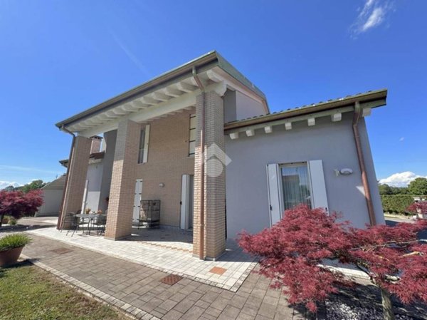 casa indipendente in vendita a Trebaseleghe in zona Fossalta
