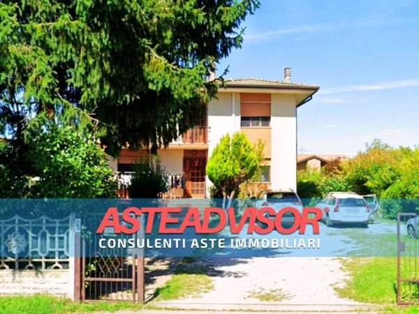 casa indipendente in vendita a Trebaseleghe in zona Fossalta
