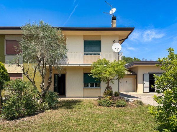 casa indipendente in vendita a Trebaseleghe in zona Fossalta