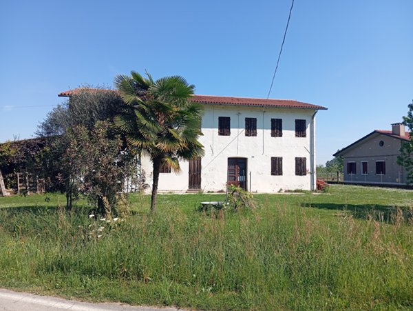 casa indipendente in vendita a Trebaseleghe in zona Fossalta