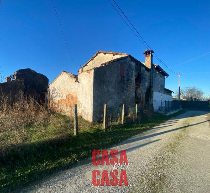 terreno agricolo in vendita a Tribano