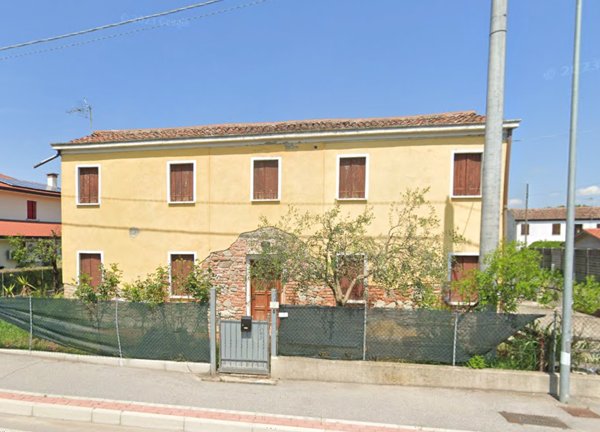 casa indipendente in vendita a Tribano
