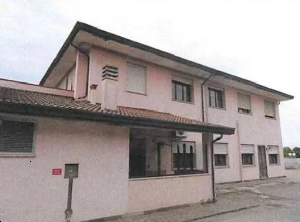 casa indipendente in vendita a Tribano