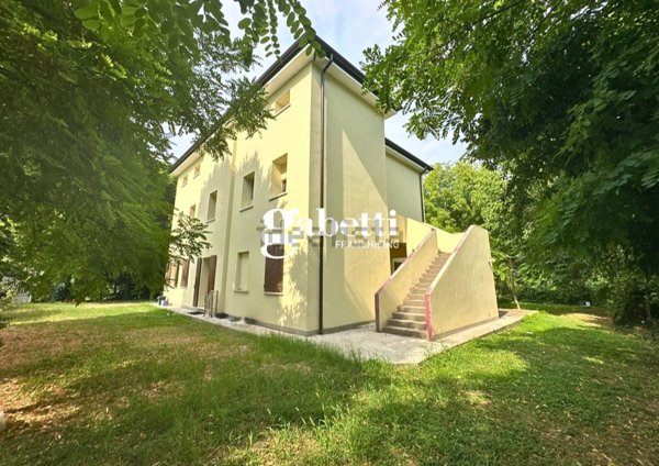 appartamento in vendita a Tribano in zona San Luca