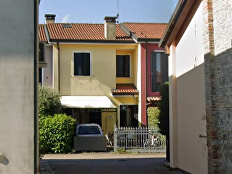 casa indipendente in vendita a Tribano