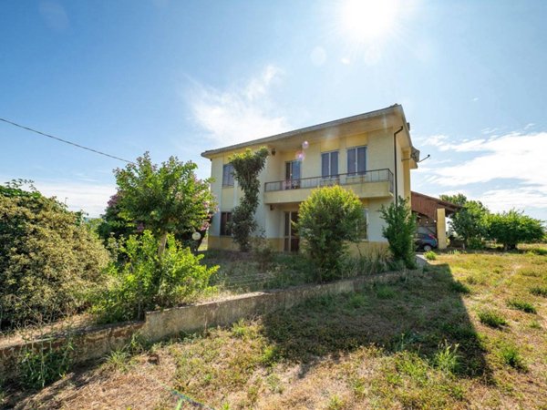 casa indipendente in vendita a Tribano in zona San Luca