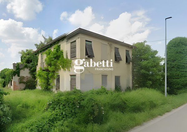 casa indipendente in vendita a Tribano in zona San Luca