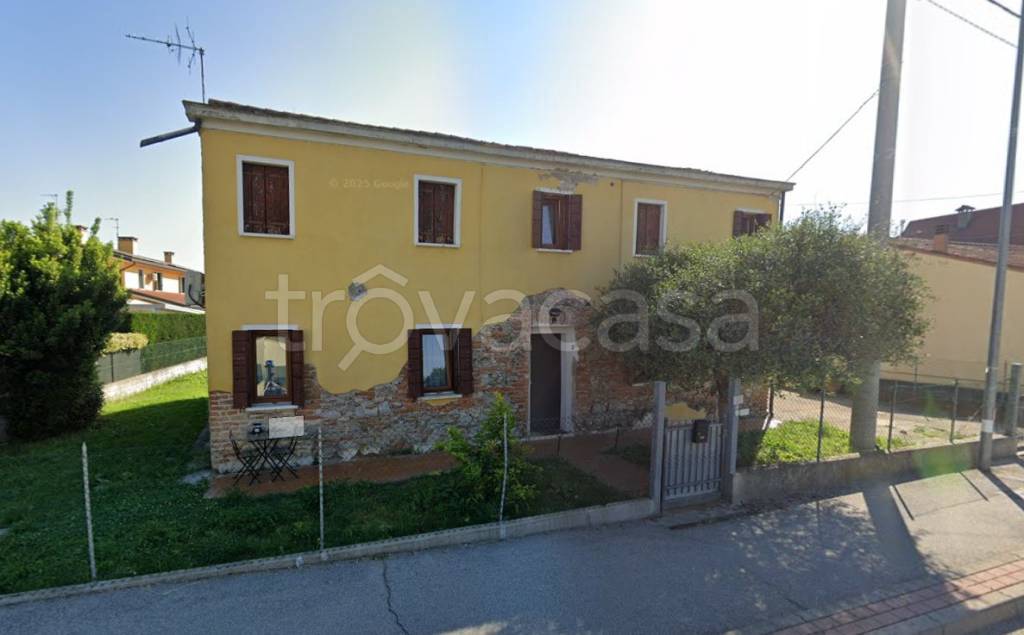 casa indipendente in vendita a Tribano