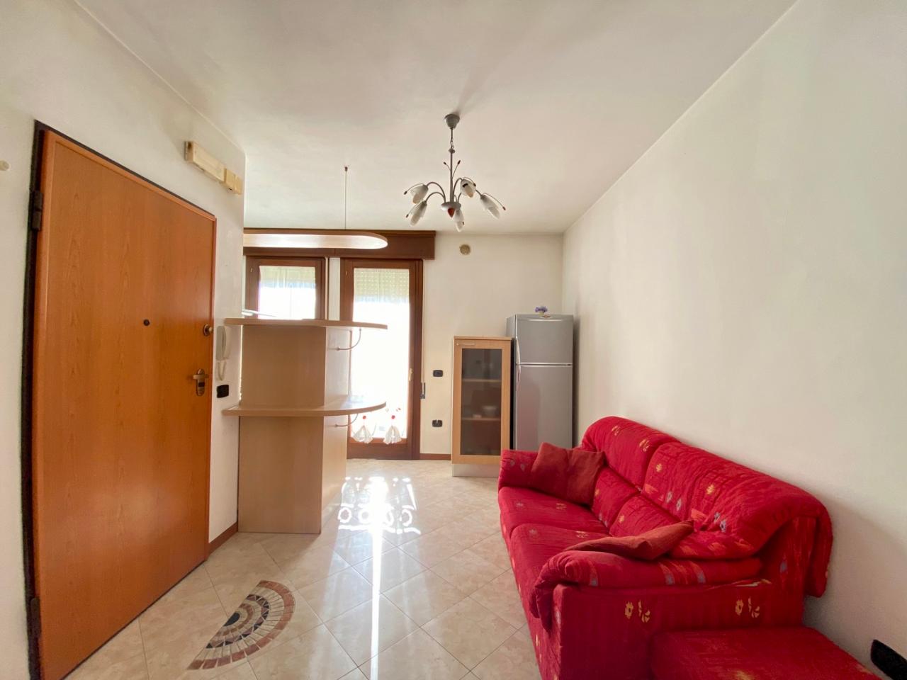 appartamento in vendita ad Urbana