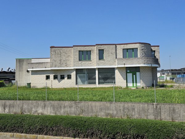 appartamento in vendita ad Urbana