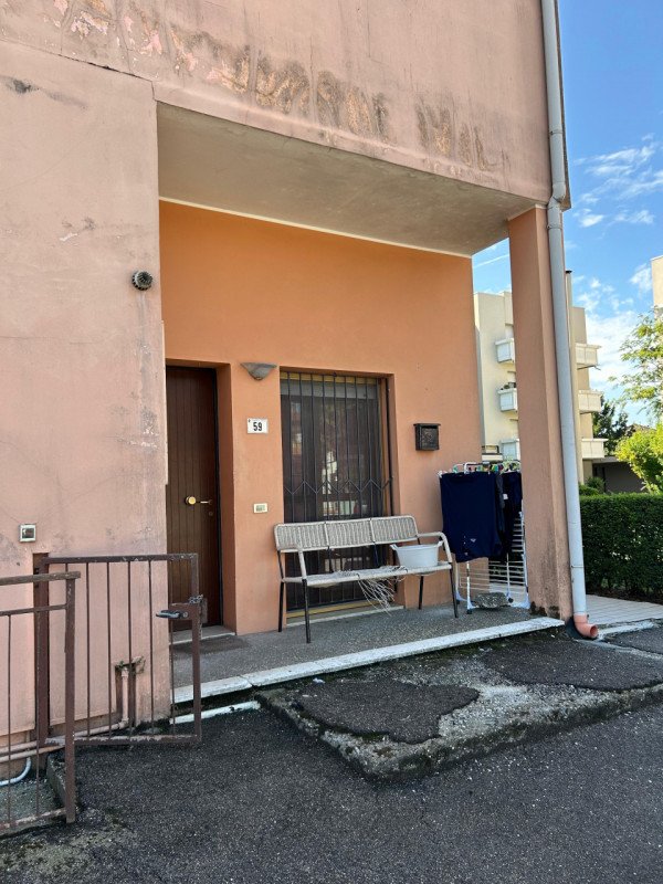 appartamento in vendita ad Urbana