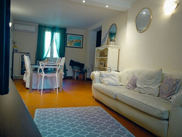 casa indipendente in vendita ad Urbana