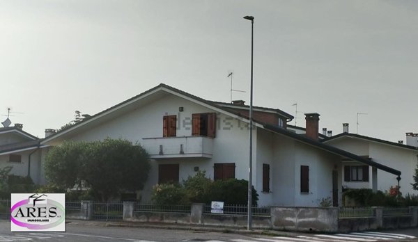 casa indipendente in vendita ad Urbana