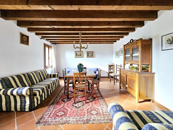 casa indipendente in vendita ad Urbana in zona San Salvaro