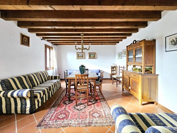casa indipendente in vendita ad Urbana in zona San Salvaro