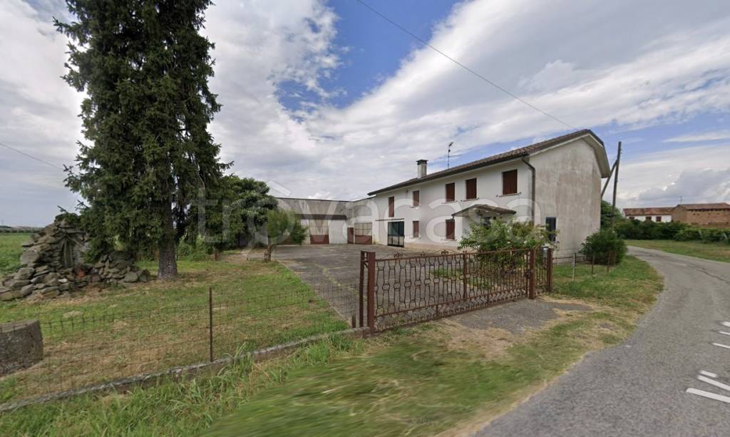 casa indipendente in vendita ad Urbana