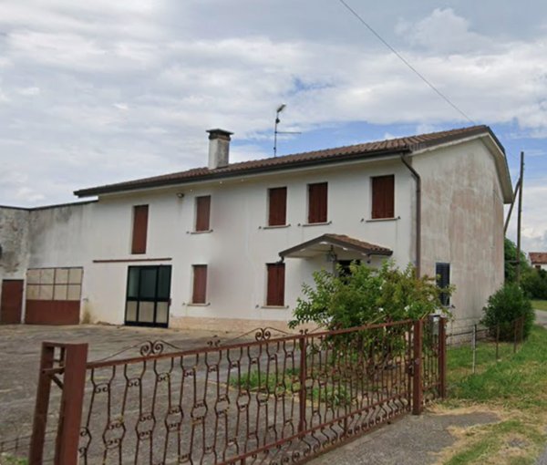 casa indipendente in vendita ad Urbana