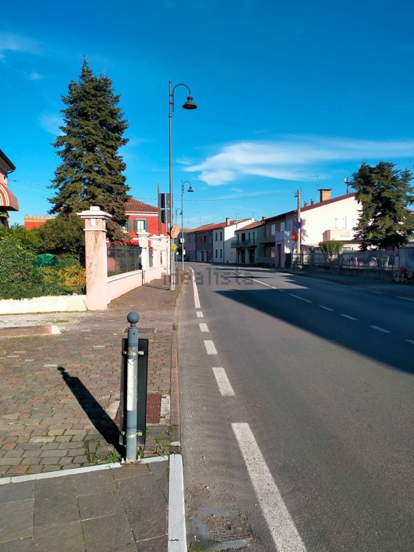 casa indipendente in vendita ad Urbana