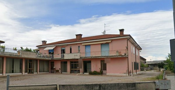 appartamento in vendita ad Urbana