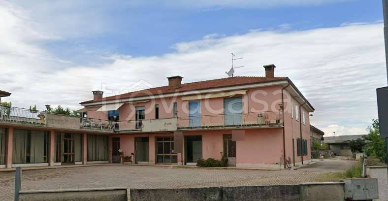 appartamento in vendita ad Urbana