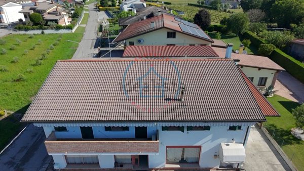 casa indipendente in vendita ad Urbana