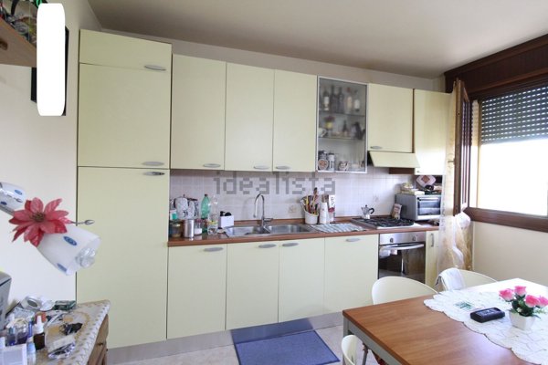 appartamento in vendita ad Urbana